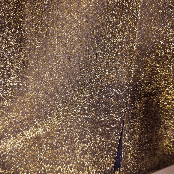 MICHAEL KORS Black skirt with gold glitter design. NWT. Size L. - Picture 5 of 6